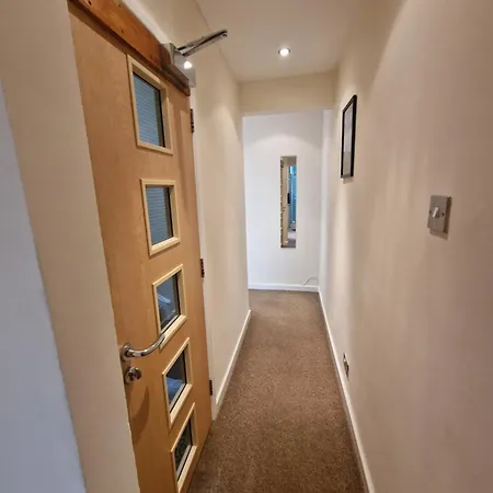Apartment Str8bs8 Georgian 2-bedroom Apartment, Clifton, Parking & Garden