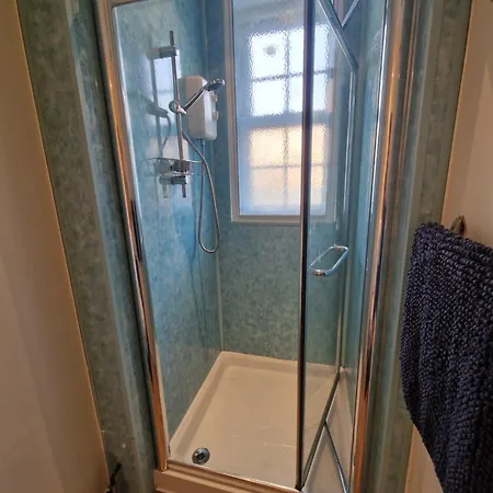 Clifton Nr Centre, Georgian Period Flat, Permit Parking X1, Garden *