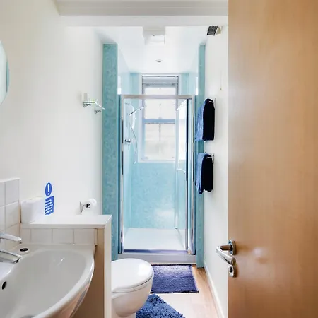 Str8bs8 Georgian 2-bedroom Apartment, Clifton, Parking & Garden Bristol