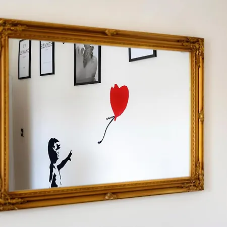 Apartment Clifton Nr Centre, Georgian Period Flat, Permit Parking X1, Garden *