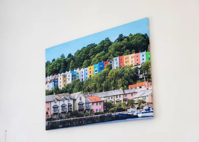 아파트 Clifton Nr Centre, Georgian Period Flat, Permit Parking X1, Garden *