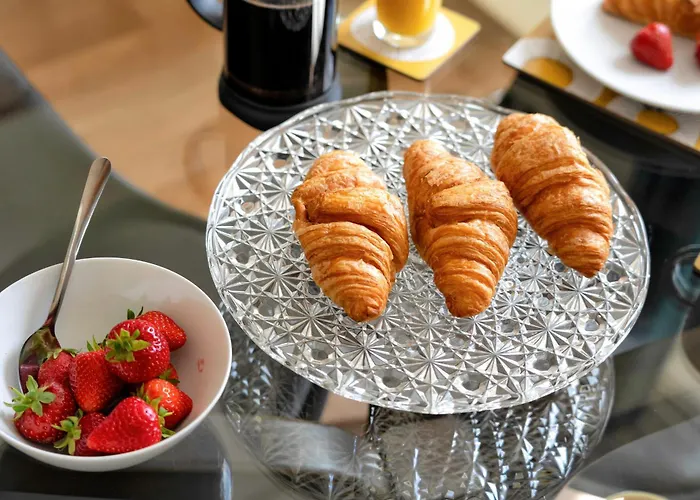 Clifton Nr Centre, Georgian Period Flat, Permit Parking X1, Garden Апартаменти *